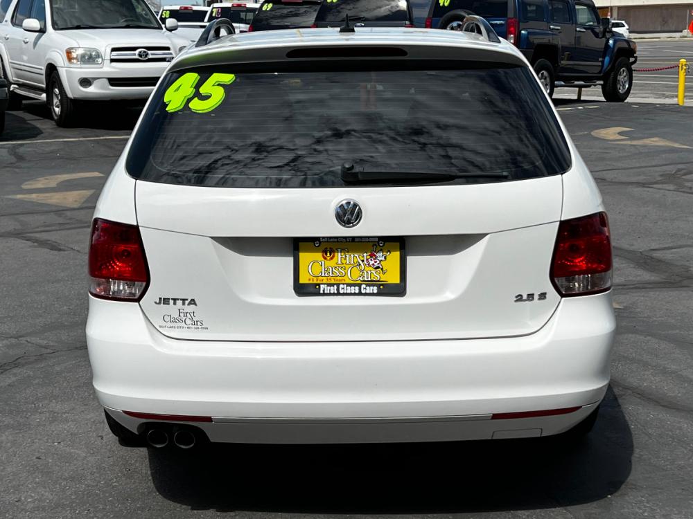 2011 Candy White Volkswagen Jetta SportWagen 2.5L SE (3VWPX7AJ1BM) with an 2.5L 5 Cyl. engine, Automatic transmission, located at 801 South State Street, Salt Lake City, UT, 84111, (801) 328-0098, 40.751953, -111.888206 - Life is crazy. Now is the time to buy! All of our prices are just dollars above our cost. These prices will change as soon as life isn't so crazy. So please call or come in. We are here to save you a lot of money! Our service department is OPEN DAILY to help with any of your service needs. P - Photo #7